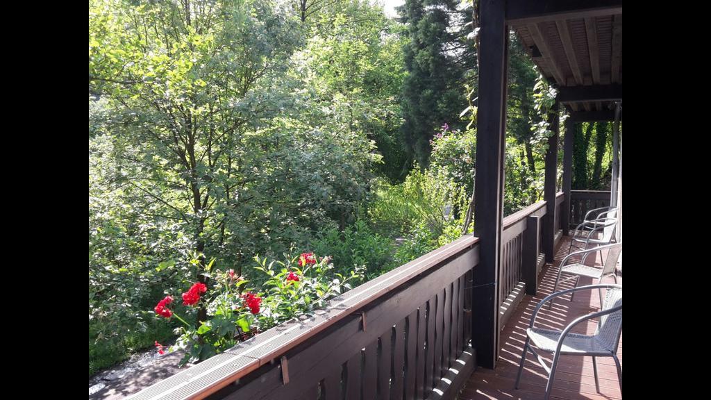 Gaestehaus Gerhardt Schweigen-Rechtenbach Ngoại thất bức ảnh